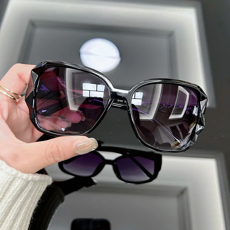Designer Sunglasses - Damskie okulary przeciwsłoneczne w stylu vintage,
